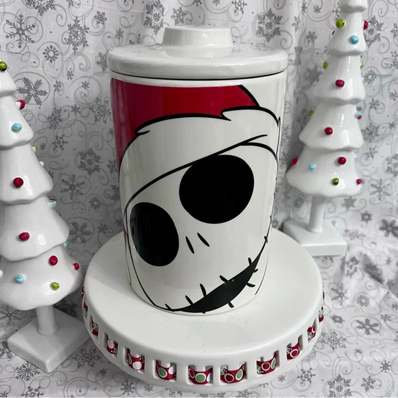 Disney Nightmare Before Christmas Jack Skellington Santa Canister/ Cookie Jar - Picture 1 of 10
